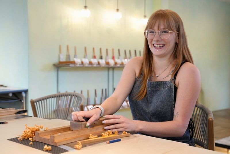 Chopstick Making in Osaka - English-speaking help and a personal touch