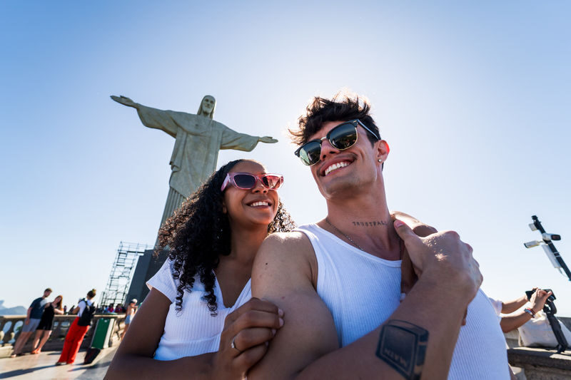 Christ the Redeemer and Sugarloaf Mountain Tour in Rio de Janeiro - A guide, a van, and less transport guesswork