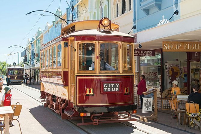 Christchurch City Hotels to Airport Transfer - Lowest Price 1 to 9 Passengers - Availability of Infant Seats