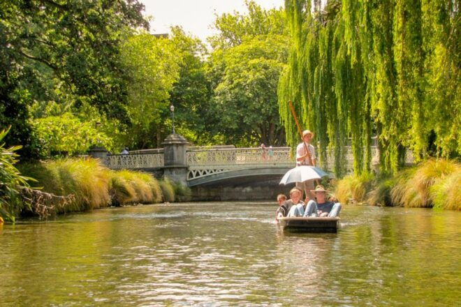 Christchurch: Gondola Ticket and Punt Ride on the Avon River - Pricing and Booking Information