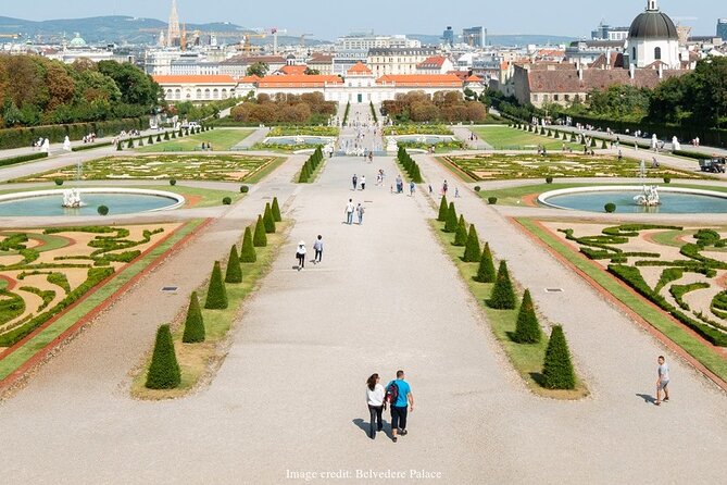 Christmas at Belvedere: Private Tour of the Upper Palace & Market - Traveler Reviews and Ratings