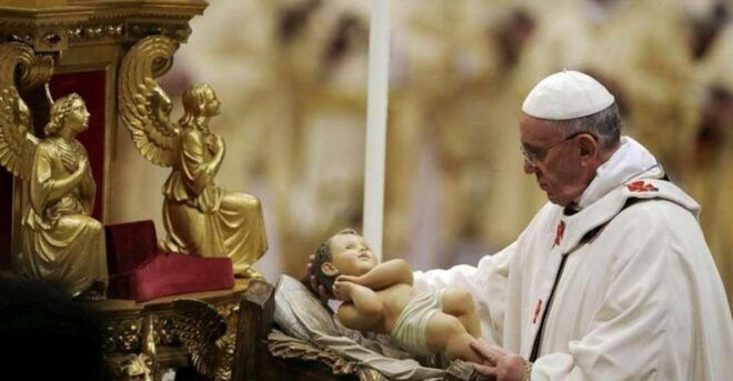 Christmas Eve Mass at the Vatican With Pope Francis - Accessibility and Group Size