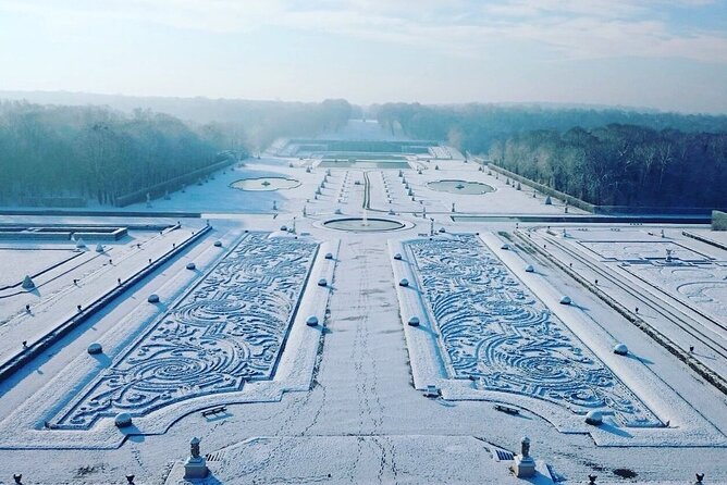 Christmas Fairytale: Vaux-Le-Vicomte Chateau Private Guided Tour - Directions to Vaux-Le-Vicomte Chateau