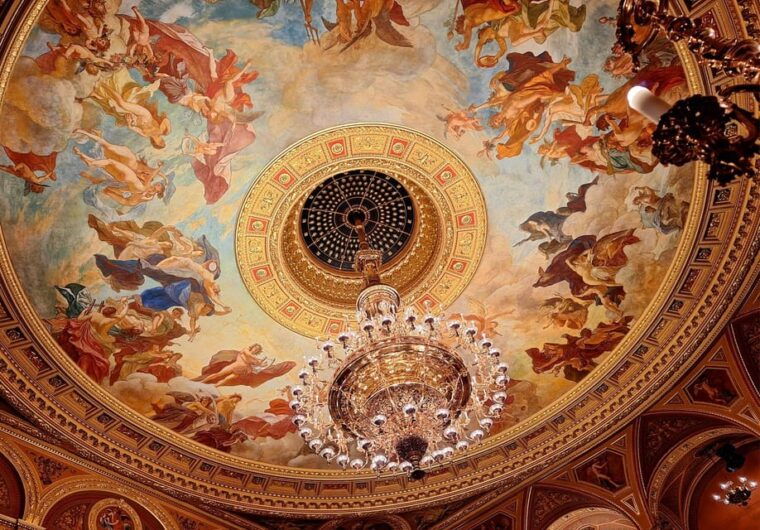Christmas in Budapest: St. Stephen Basilica & Downtown - FAQs