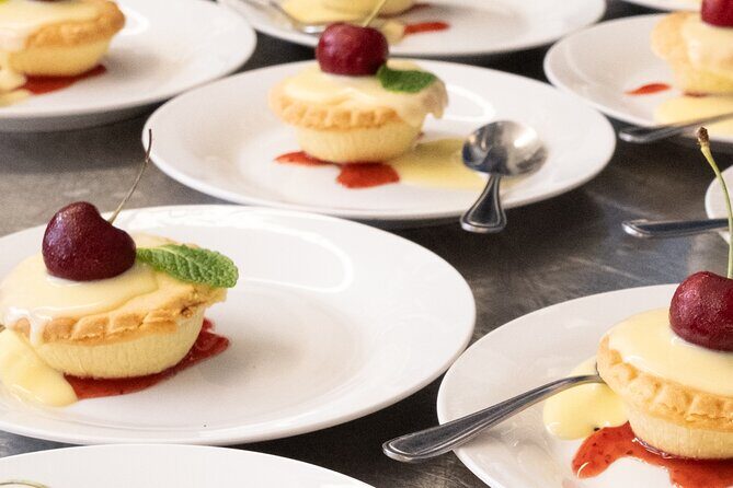 Christmas in July Cruise with Lunch and Live Music - Good To Know