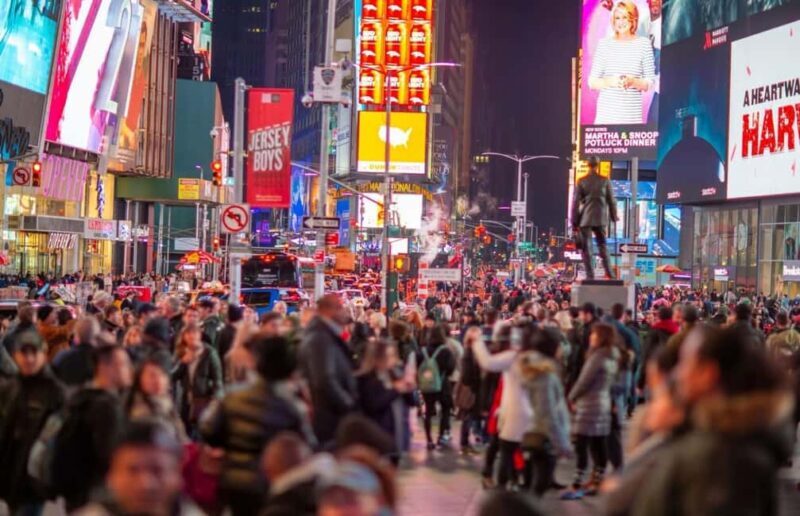 Christmas in New York: Winter Wonderland Experience - An In-Depth Look at the Christmas in New York Winter Wonderland Tour