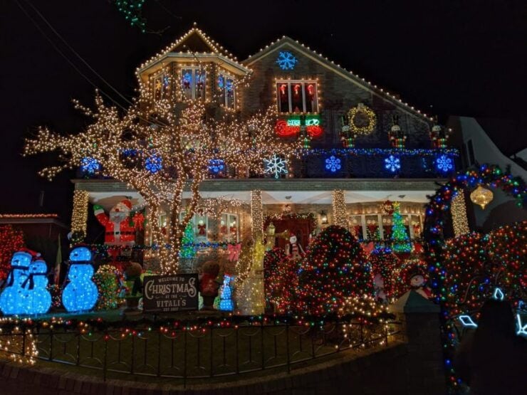 Christmas Light Night Tour - Booking Information