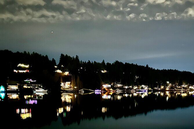 Christmas Lighted Boat Cruise in Gig Harbor - FAQ