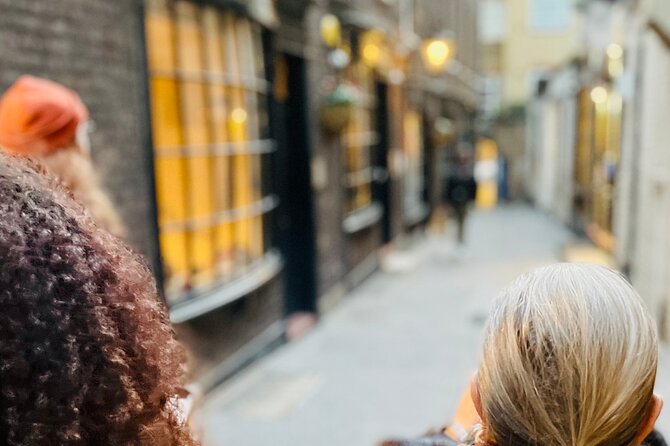 Christmas Lights and Markets Guided Walking Tour With Mulled Wine - Alcoholic Beverages Included