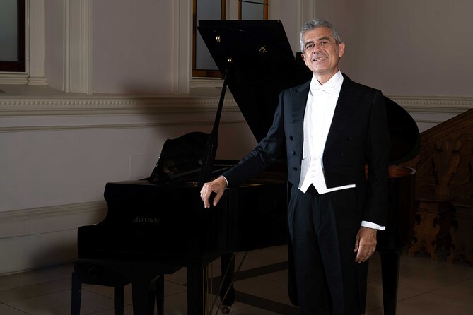 Christmas & New Year Opera Concerts - Interacting With the Artists