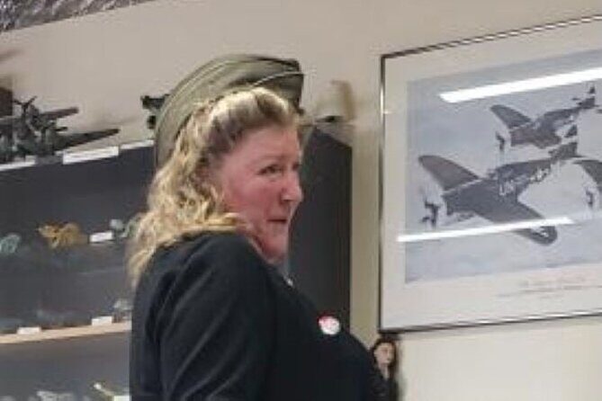 Christmas on the Homefront: A 1-Hour World War II Character Tour - Good To Know