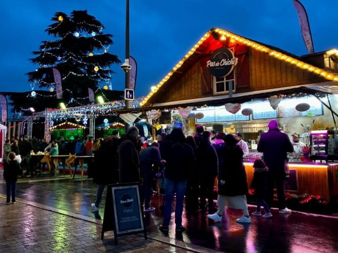 Christmas Walking Tour : History, Culture and Arts - Accessibility Features