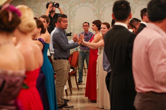 Christmas Waltz and New Year's Ball Workshop in Vienna - Good To Know