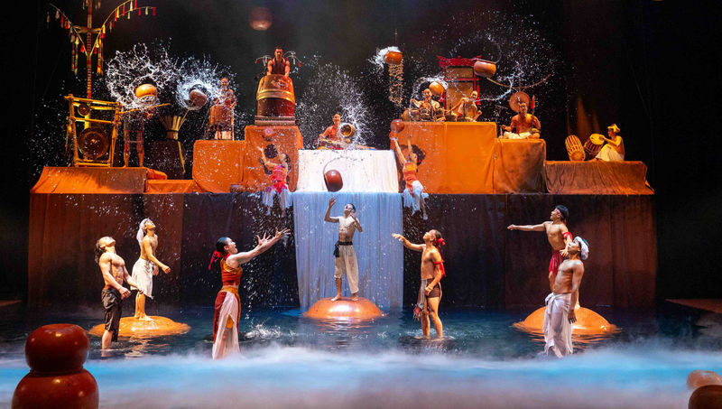 Chum Show Ticket at Do Theatre in Nha Trang - A clay jar becomes the show’s central idea