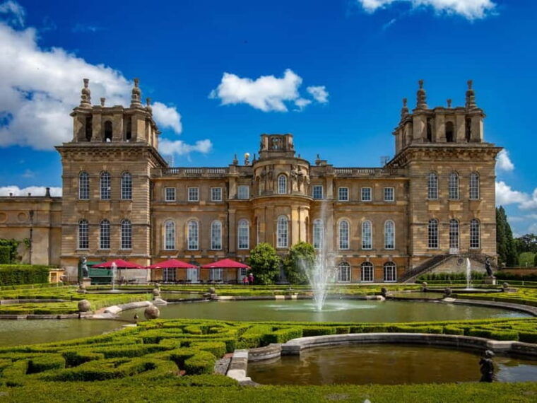 Churchill Tour at Blenheim Palace - The Practicalities: Price, Duration, and Group Size