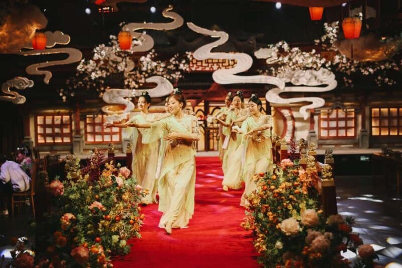 Chuzhou Langya Leyan Banquet | Immersive Dance Dinner - Who Should Consider This Experience?