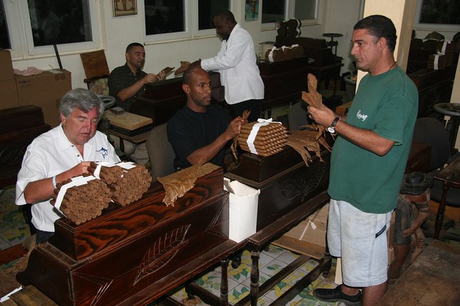 Cigar Rolling Lesson at Graycliff Cigar Company - Pricing and Booking Information