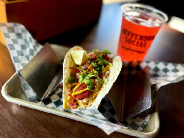 Cincinnati: Food Walking Tour - Neighborhood Exploration