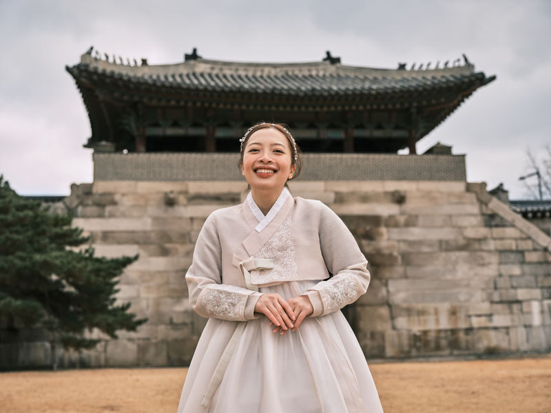 Cinematic Hanbok Photoshoot Experience - The photos, and what is included