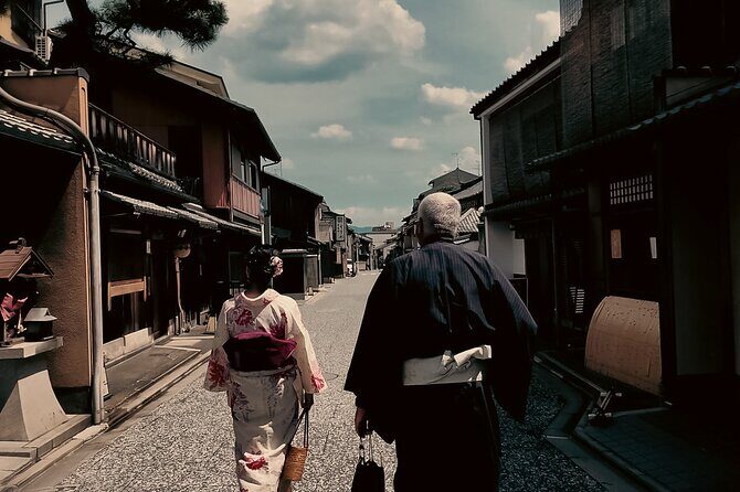 Cinematic Portrait Film Experience in Kyoto with Local Filmmaker - Good To Know