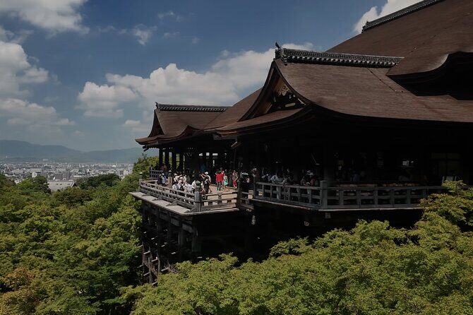 Cinematic Portrait Film Experience in Kyoto with Local Filmmaker - FAQ