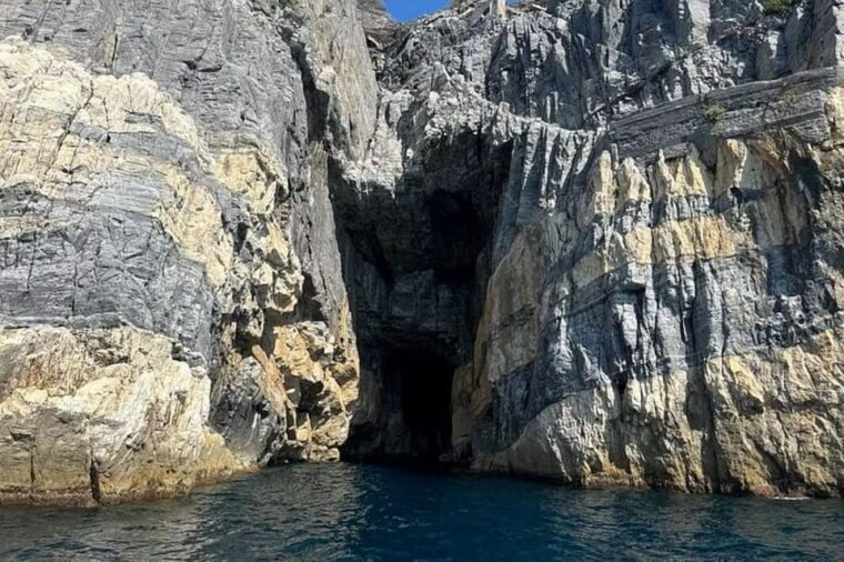 Cinque Terre boat tour: La Spezia, Portovenere & hidden gems - Who Should Consider This Tour?