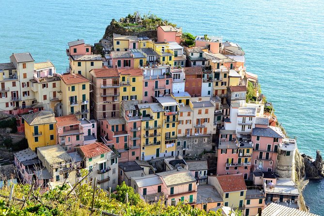 Cinque Terre Day Trip From Florence With Optional Vineyards Hike - Impressive Landscape and Challenges