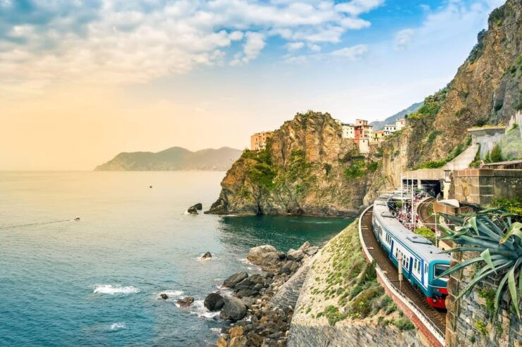 Cinque Terre Express: Train Between La Spezia and Vernazza - Good To Know