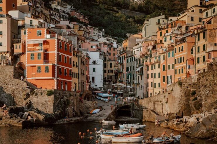 Cinque Terre: Golden Hour Boat Tour With Appetizers & Drinks - Activity Details