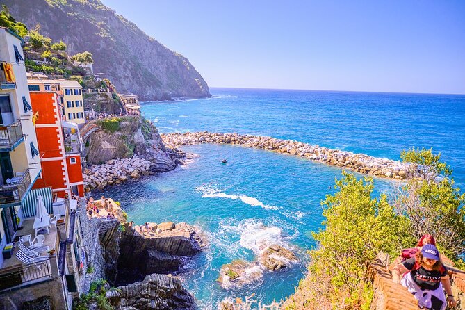 Cinque Terre Hiking Tour From La Spezia Train Station - Meeting and Pickup