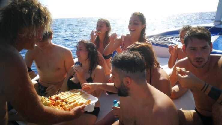 Cinque Terre: Morning Boat Tour With Breakfast and Brunch - Itinerary