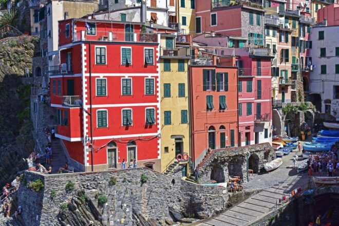 Cinque Terre: Private Walking Tour Through Villages - Experience Highlights
