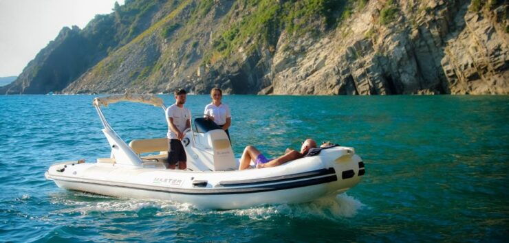 Cinque Terre Shared Dinghy Six Hours Personalized Tour - Good To Know