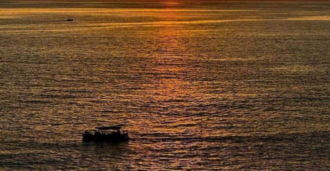 Cinque Terre Sunset Boat Tour - Onboard Amenities