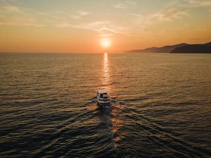 Cinque Terre Sunset boat tour - What to Expect from the Itinerary  