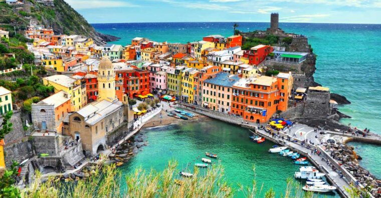 Cinque Terre Tour and Limoncino by Train From La Spezia - Tour Inclusions and Features