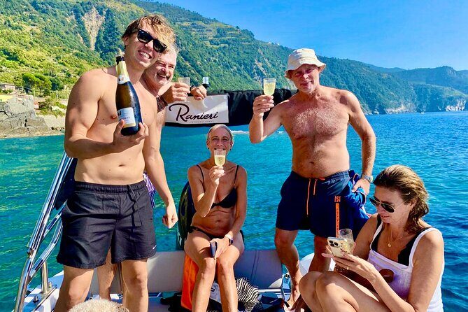 Cinque Terre wonders Boat Tour - FAQ