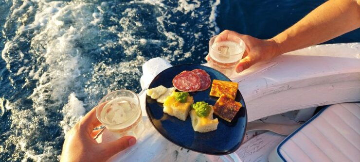 Cinqueterre Sunset Boat Tour With Traditional Ligurian Gozzo - Activity Description