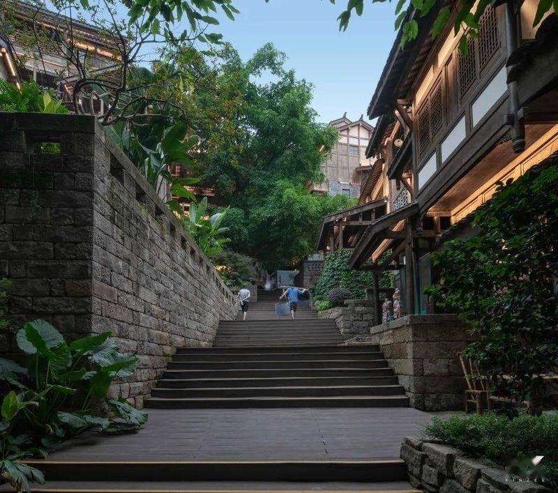 Ciqikou Old Town & Yangtze Cableway Small Group Tour - More stops, with a guide to connect the dots