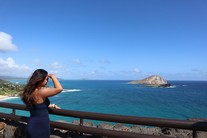 Circle Island Tour With Snorkeling & Turtles - Indulging in Local Treats