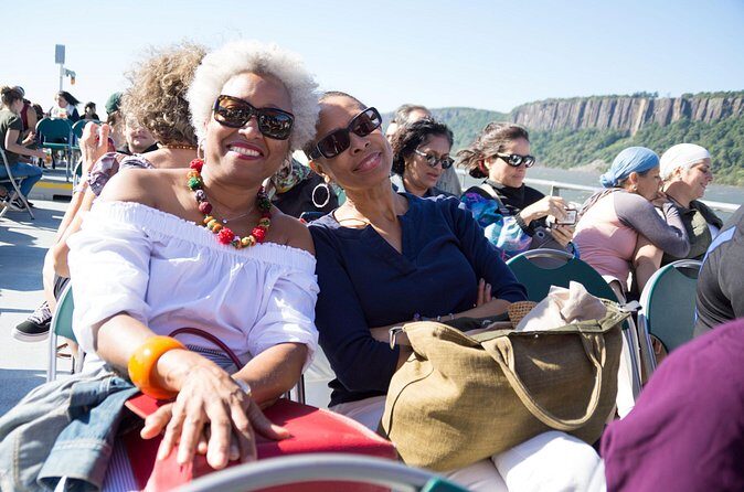 Circle Line: 4-hr Fall Foliage Oktoberfest Hudson River Cruise - FAQ