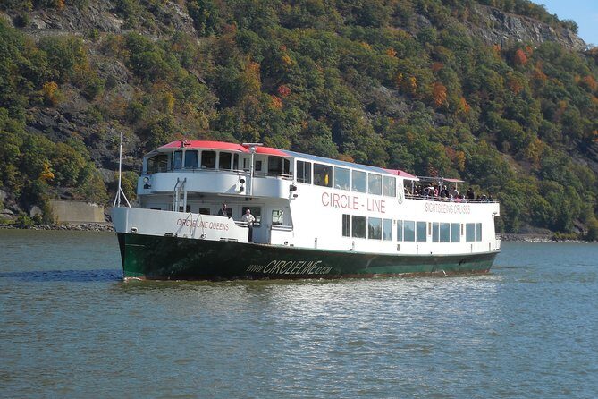Circle Line: 8-hr Bear Mountain Oktoberfest Cruise - German Food and Oktoberfest Beers