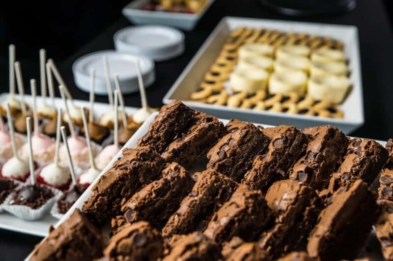 Circle Line: New Years Dinner Fireworks Cruise (All Ages) - FAQs