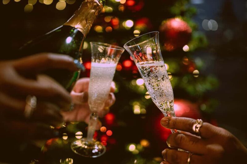 Circle Line: NYC New Year's Eve Fireworks Party Cruise (21+) - The Experience: What You Can Expect