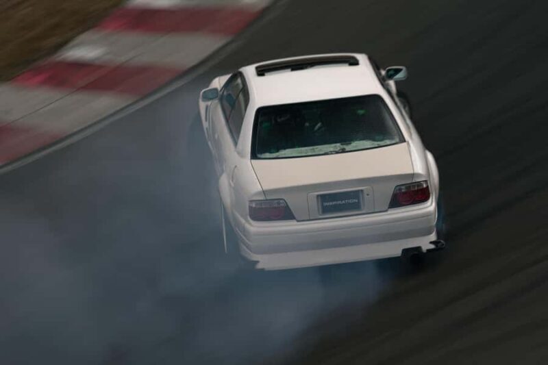 Circuit Ride in a Toyota 2JZ Chaser Drift Taxi - Good To Know