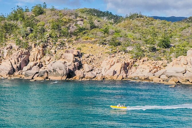 Circumnavigate Magnetic Islands Famous Five - Experience Thrilling Water Activities