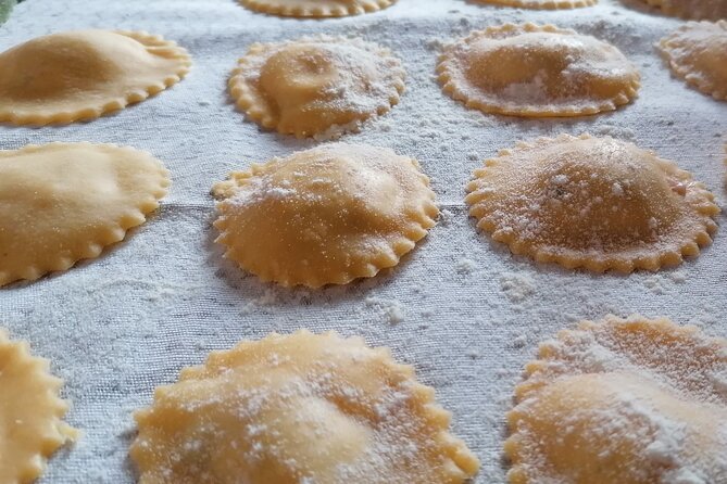 Cisternino -Cooking Class: Fresh Handmade Pasta - Experience Details