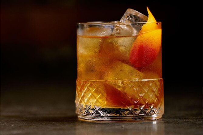 Citron Tasting and Citron-Based Cocktail Masterclass - Distillery Tour