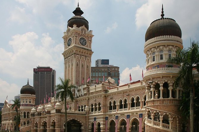 City, Batu Caves, Hot Spring, Silver Leaf Monkey & Fireflies Tour - Food and Dining Options