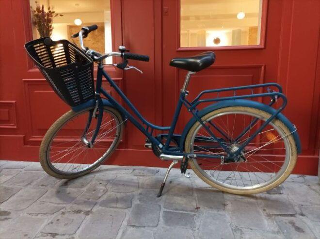 City Bike Rental in Paris (8h) - Booking Information and Cancellation Policy